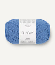 Load image into Gallery viewer, merino wool knitting yarn