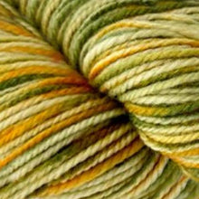 Load image into Gallery viewer, chunky wool knitting yarn