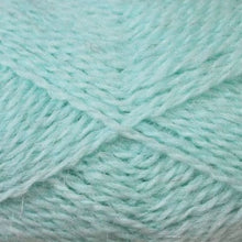 Load image into Gallery viewer, worsted wool 4ply yarn for colourwork