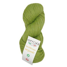 Load image into Gallery viewer, chunky wool knitting yarn