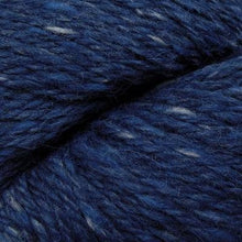 Load image into Gallery viewer, chunky alpaca blend yarn for knitting and crocheting