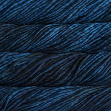 Load image into Gallery viewer, Single ply bulky hand dyed yarn