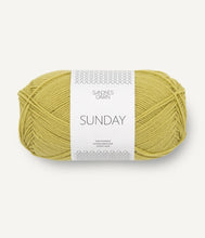 Load image into Gallery viewer, wool knitting yarn