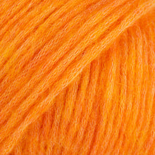 Load image into Gallery viewer, blow yarn with alpaca for knitting