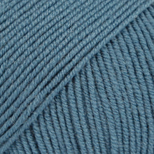 Load image into Gallery viewer, Jo's Yarn Garden knitting wool yarn