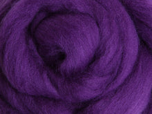 Load image into Gallery viewer, corriedale top for spinning and felting