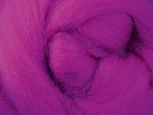 Load image into Gallery viewer, corriedale top for spinning and felting