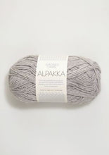 Load image into Gallery viewer, Jo's Yarn Garden alpaca knitting yarn