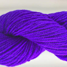 Load image into Gallery viewer, Canadian wool yarn for knitting