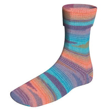 Load image into Gallery viewer, Wool sock knitting yarn