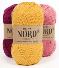 Load image into Gallery viewer, Jo's Yarn Garden knitting wool yarn