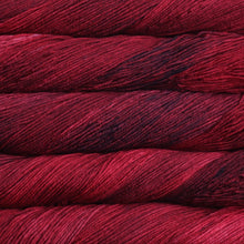 Load image into Gallery viewer, superwash merino hand dyed yarn for knitting