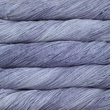 Load image into Gallery viewer, superwash merino hand dyed yarn for knitting