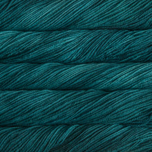 Load image into Gallery viewer, aran weight superwash merino Knitting yarn