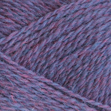 Load image into Gallery viewer, worsted wool 4ply yarn for colourwork
