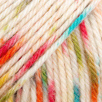 Load image into Gallery viewer, wool nylon blend dk knitting yarn 
