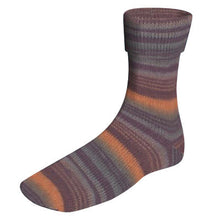 Load image into Gallery viewer, Wool sock knitting yarn
