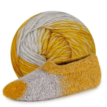 Load image into Gallery viewer, bulky wool yarn to make felted slippers

