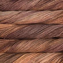 Load image into Gallery viewer, superwash merino hand dyed yarn for knitting
