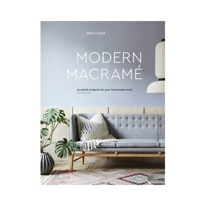 Jo's Yarn Garden macrame pattern book