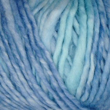 Load image into Gallery viewer, Fluffy chunky wool yarn for knitting
