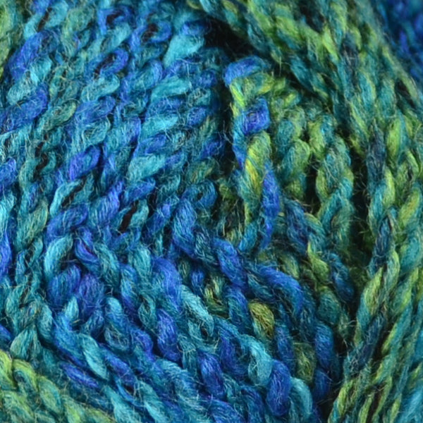 Acrylic chunky knitting yarn