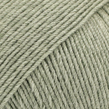 Load image into Gallery viewer, Jo&#39;s Yarn Garden knitting wool yarn
