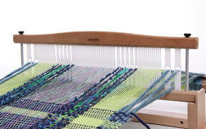 Jo's Yarn Garden rigid heddle weaving