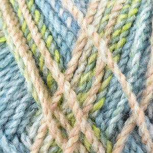 Acrylic chunky knitting yarn